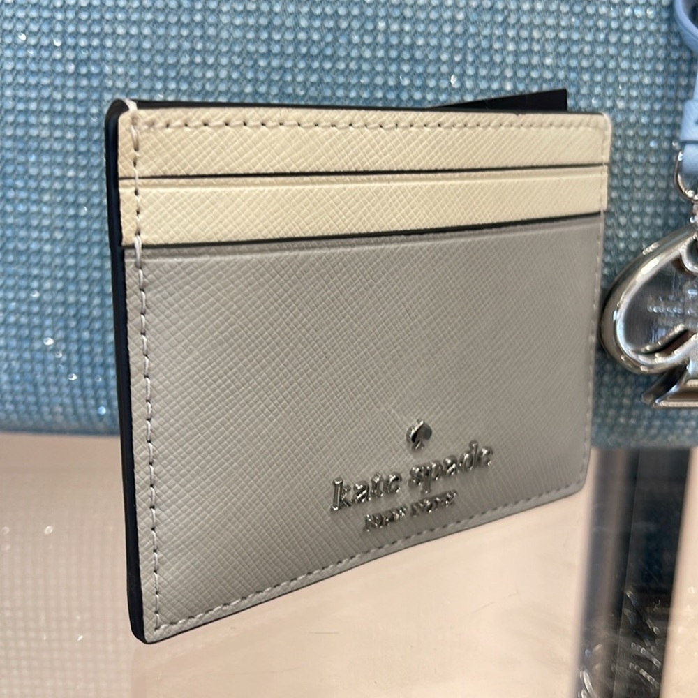Kate Spade Madison Small Slim Card Holder
Platinum Grey Multi
NWT - Picture 10 of 16